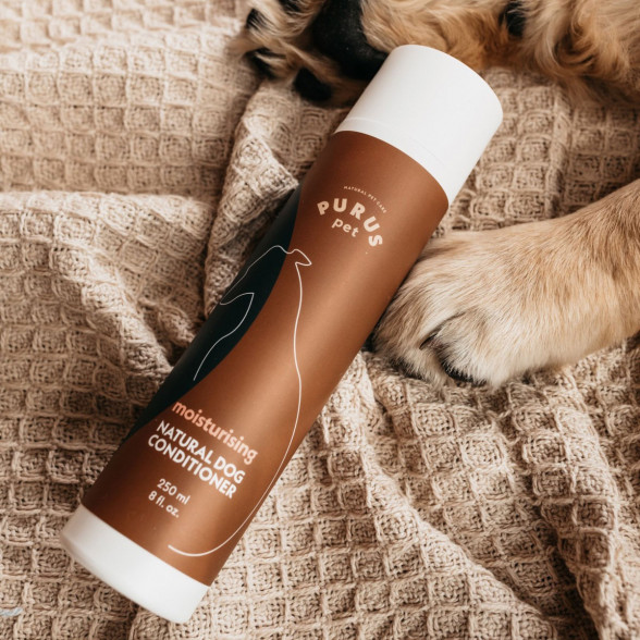 Natural dog conditioner moisturizing